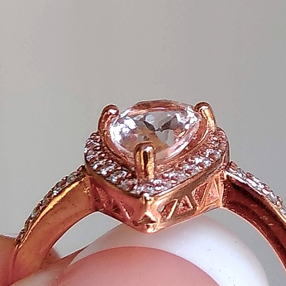 1.6 Natural Morganite Champaign 14K over 925 Ring - Picture 5 of 7